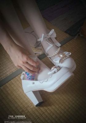 小鞋子